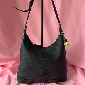 Black Pebble Grain Dooney and Brouke shoulder bag